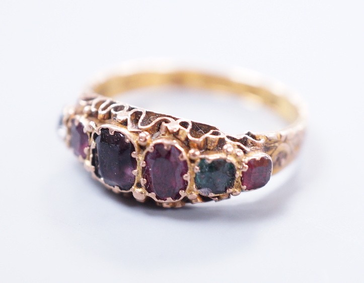 A late Victorian 15ct gold and graduated gem set 'Regard' ring, size K, gross 2 grams, hallmarked for Birmingham, 1899.